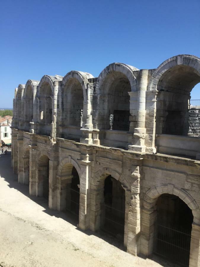 Studio Avec Balcon Donnant Sur Les Arenes D'Arles Buitenkant foto